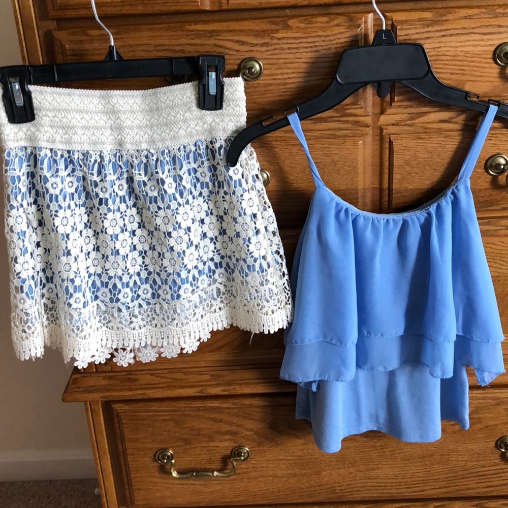 Cute 2 piece set!! Soft blue and lace